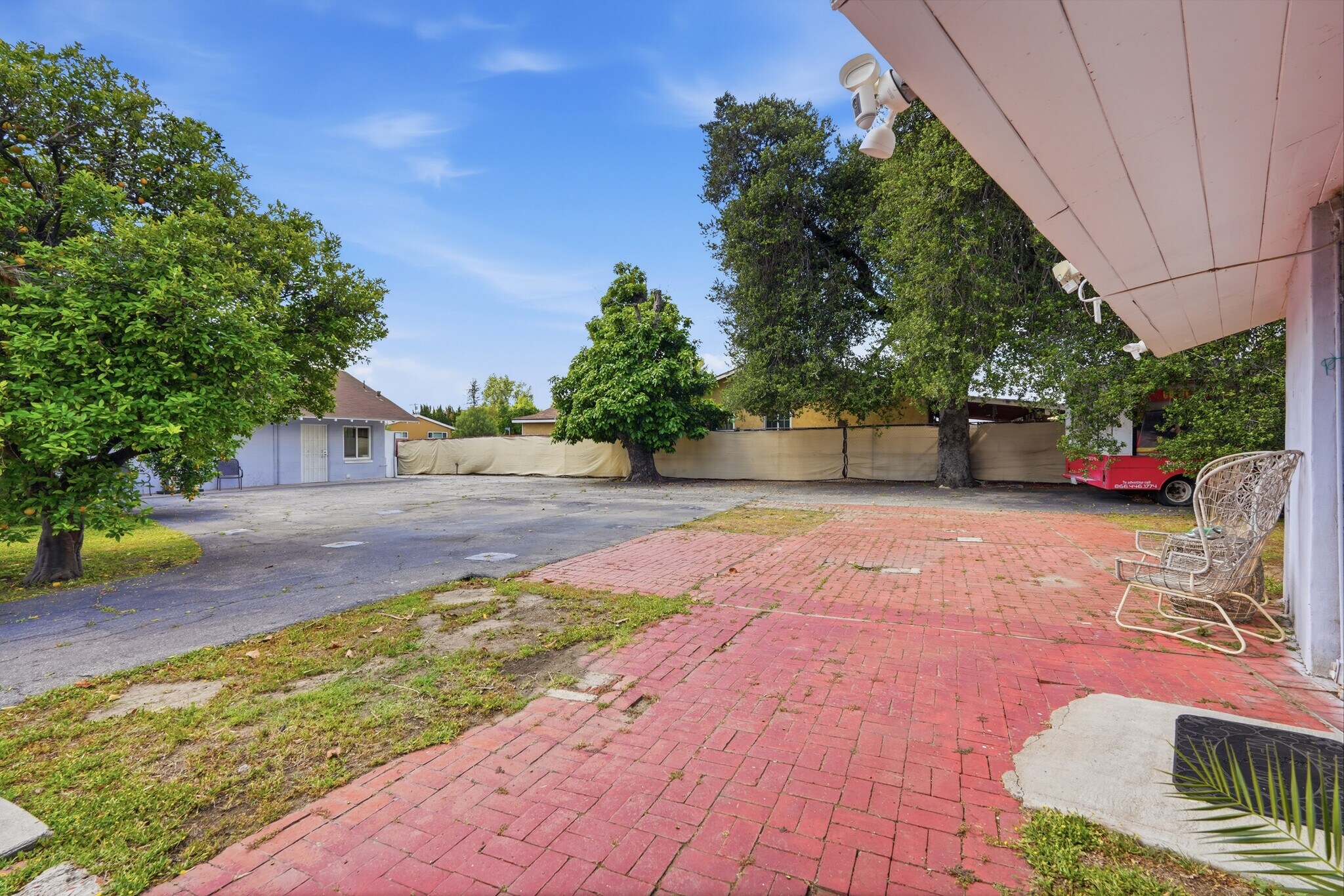 Building Photo - 8647 Corbin Ave