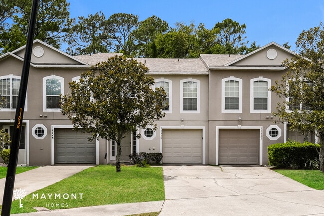 Building Photo - 11840 Lake Bend Cir