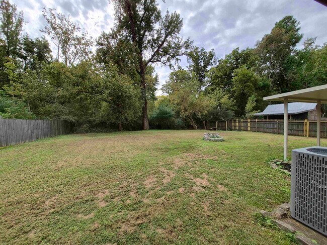 Building Photo - 5657 Heartwood Dr