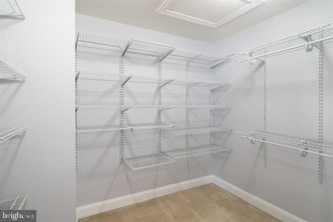 Building Photo - 27127 Hickory Ln