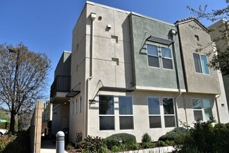 Building Photo - 3998 E Commerce Way