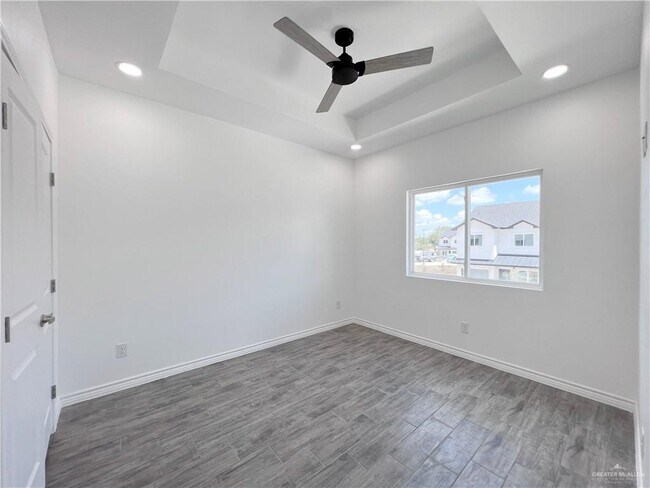 Building Photo - 31 N Veterans Blvd