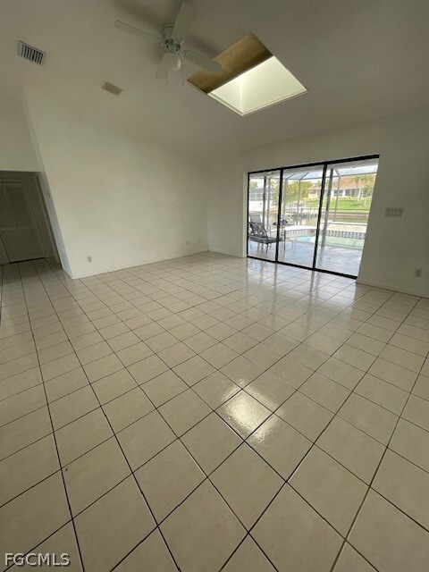 Building Photo - 3425 SE 10th Ave