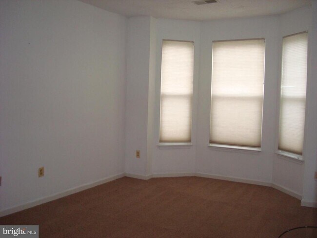 Building Photo - 7418 Hindon Cir