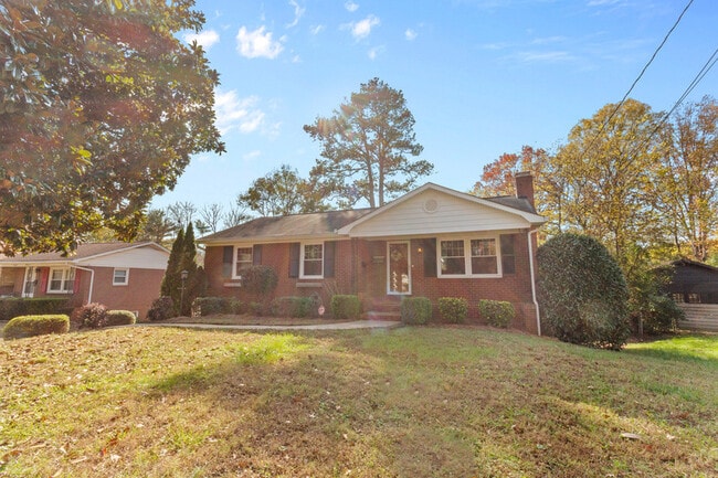 Building Photo - 1532 Starbrook Dr