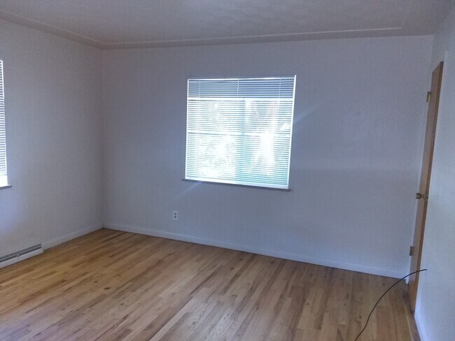 Building Photo - 2115 Jackson St