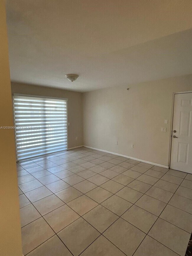 Building Photo - 15460 SW 284th St