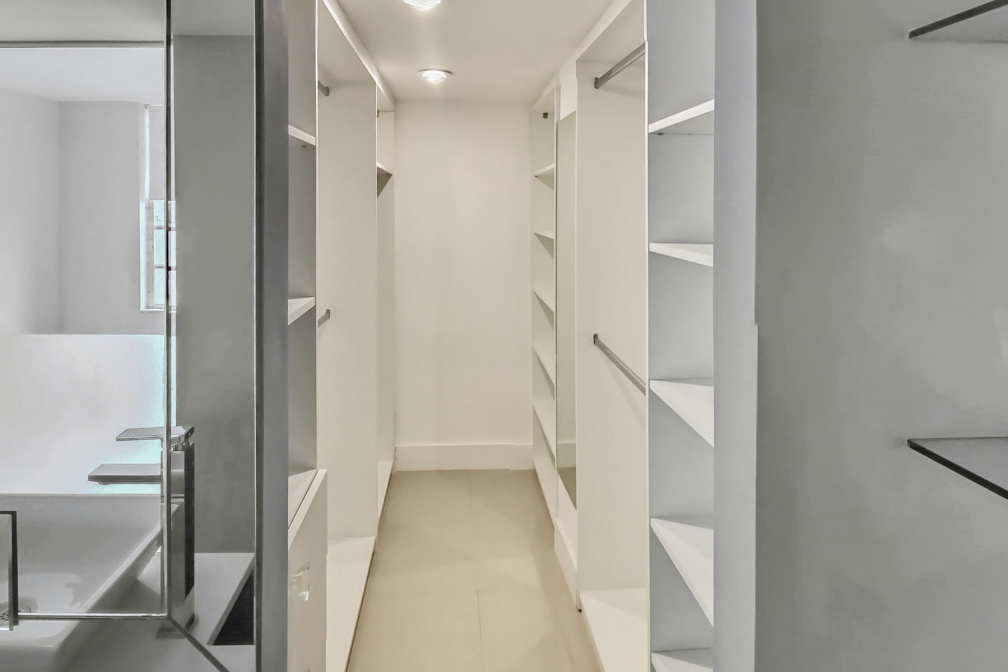 Building Photo - 3091 N Course Dr
