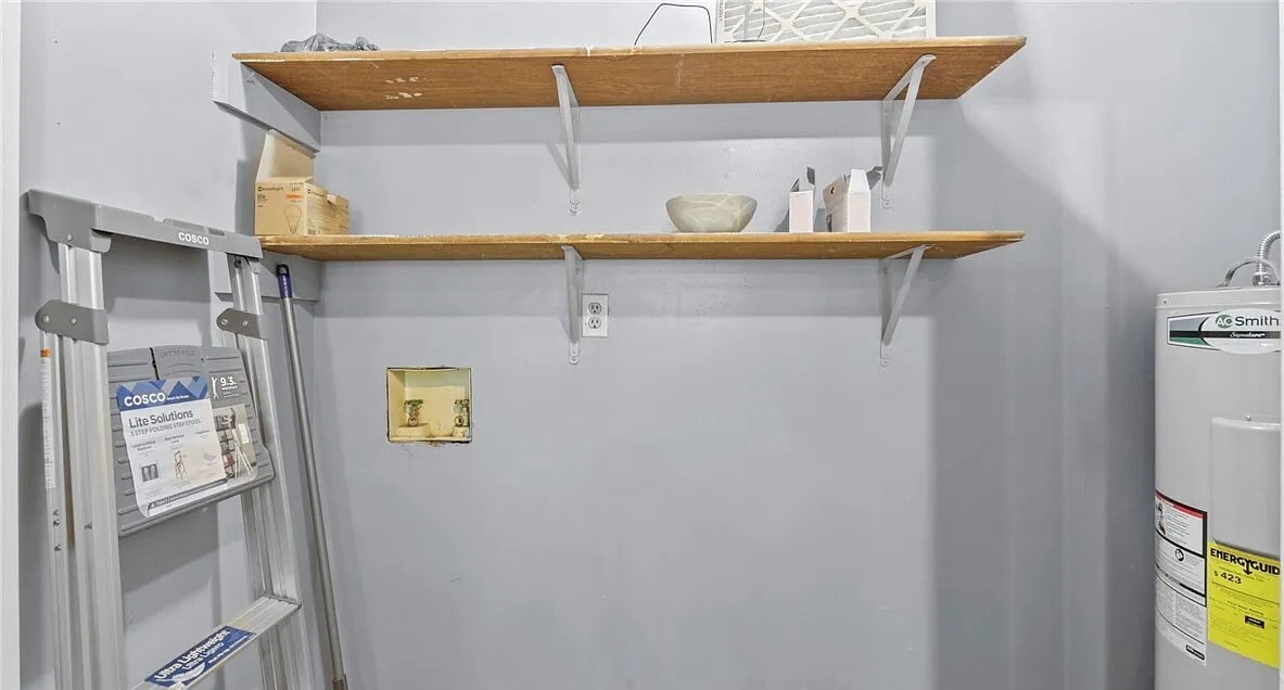 Building Photo - 1000 Wood Creek Dr