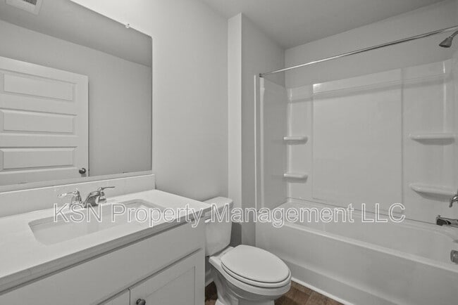 Building Photo - 129 Azure Dr