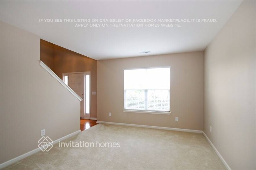 Building Photo - 2013 Kingstree Dr