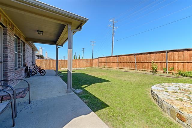 Building Photo - 1501 Lone Pine Dr