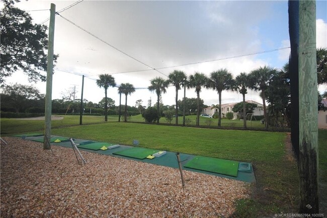 Building Photo - 5333 SE Miles Grant Rd