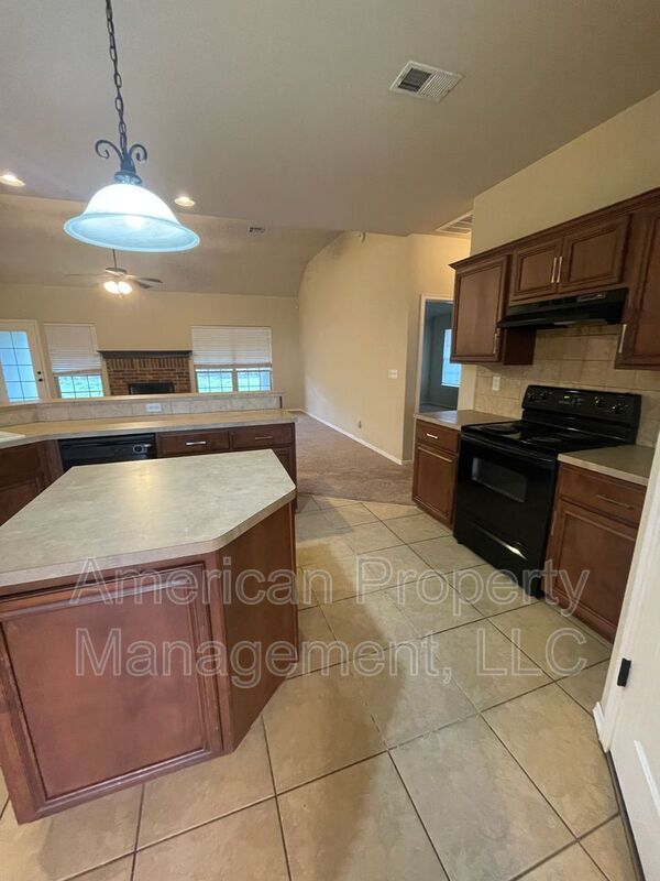 Building Photo - 4918 S 186th E Ave
