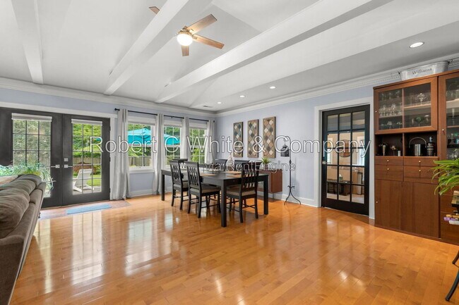 Building Photo - 24 Topstone Dr