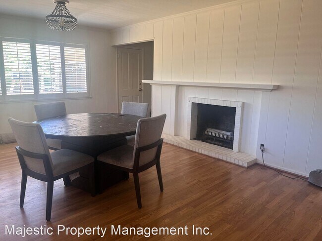 Building Photo - 3 br, 2 bath House - 2030 W Benjamin Holt Dr
