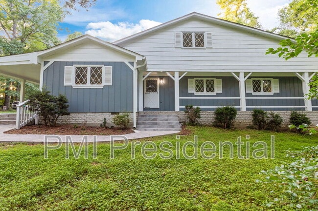 Building Photo - 4560 E Williamsburg Rd