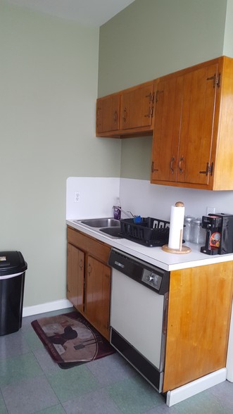 Kitchen - 108 3rd St