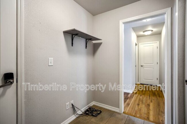 Building Photo - 10056 Edgemont Ranch Ln