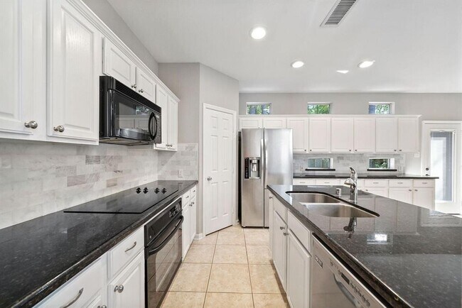Building Photo - 151 E Greenhill Terrace Pl