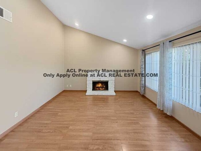 Building Photo - 3056 Stonehenge Rd