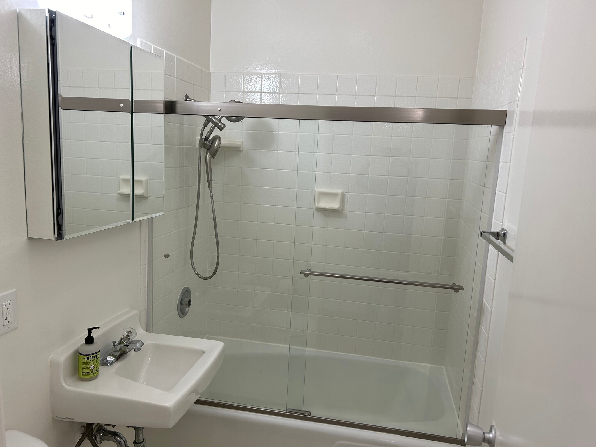 Building Photo - 2601 College Ave