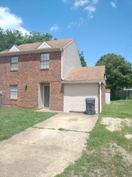 Primary Photo - 1310 Santa Fe Cir