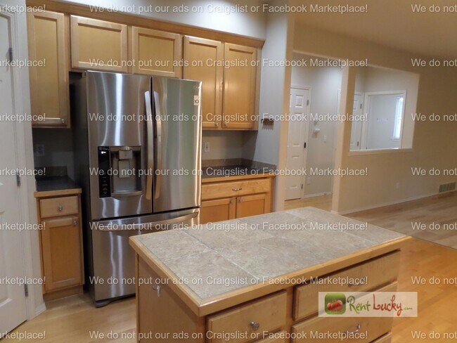 Building Photo - Meticulously Maintained 4-Bedroom Home in Sought-After Bothell Location!