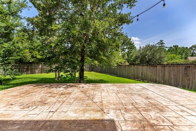 Building Photo - 2 Granite Path Pl
