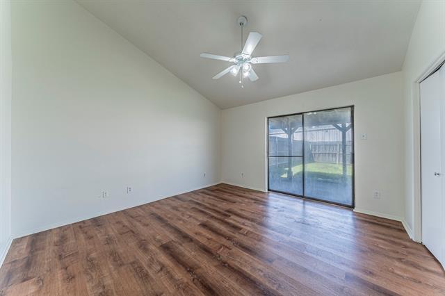 Building Photo - 502 Prairie Dell St