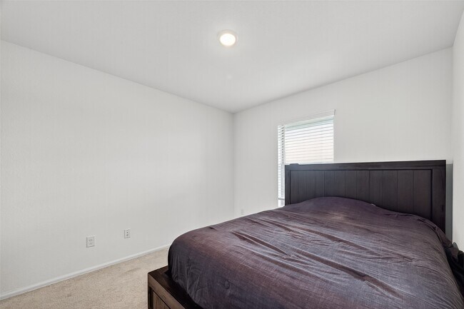 Building Photo - 4206 Barrington Cv Ln