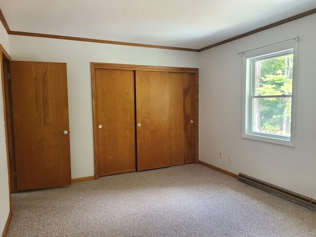 Building Photo - 159 Lake St