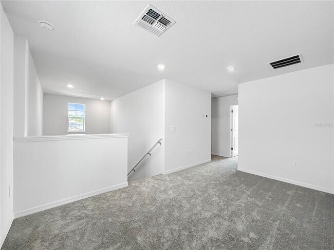 Building Photo - 17570 Shirewood Wy