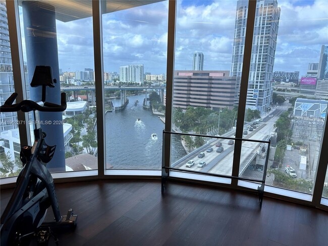 Building Photo - 185 SW 7th St