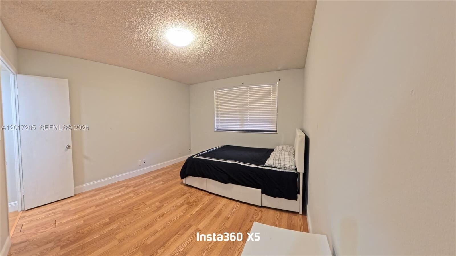 Building Photo - 8120 Geneva Ct