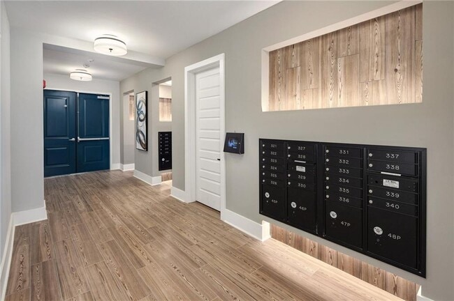 Building Photo - 501 W Waugh St