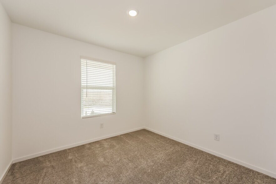 Building Photo - 10724 Gun Barrel St