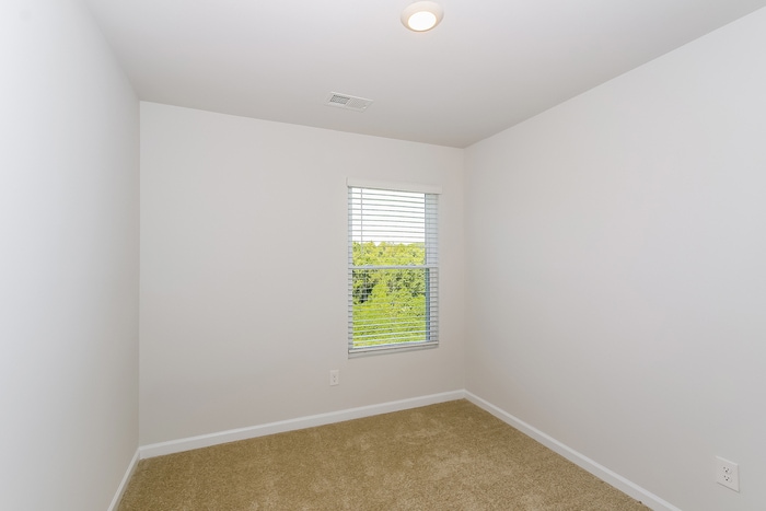 Building Photo - 2027 River Park Ct