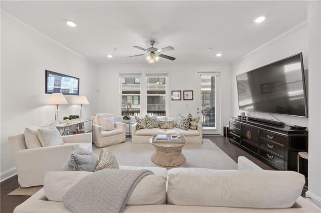 Building Photo - 6529 Beacon Dr