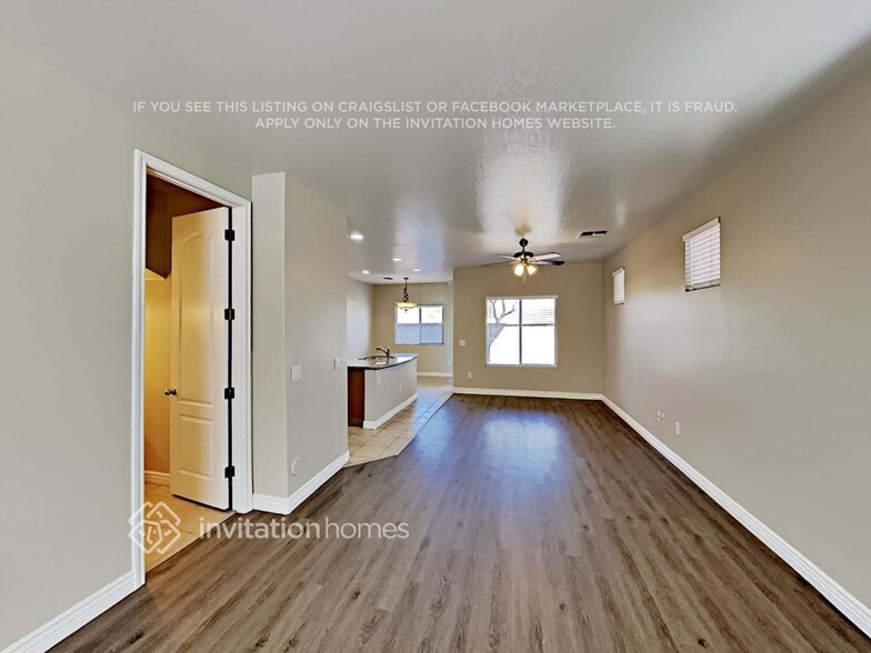 Building Photo - 9516 E Baywood Ave