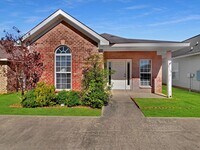 Building Photo - 9750 Moonlight Dr