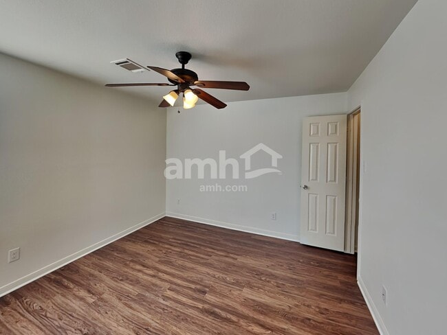 Building Photo - 4345 Medina River Loop