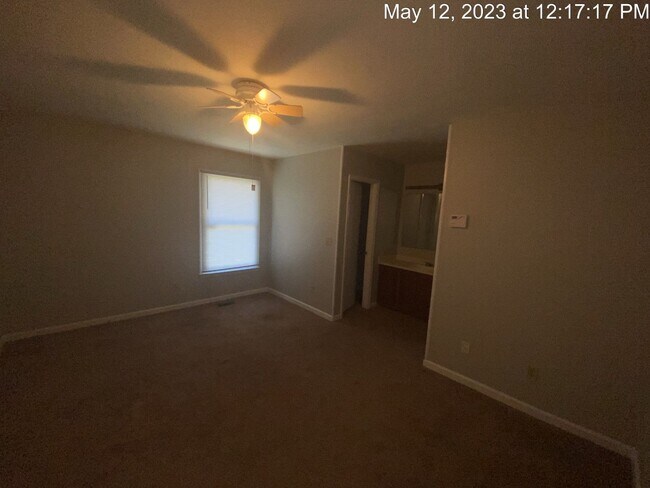 Building Photo - 6951 Calamar Dr