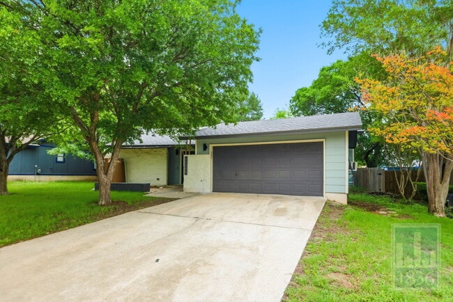 Building Photo - 13009 Lamplight Village Ave