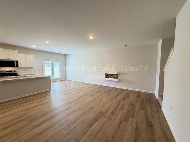 Building Photo - 42 Rustin Rdg