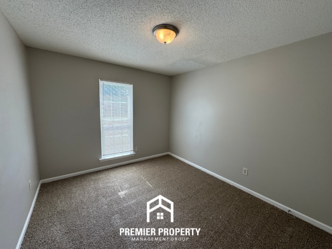 Building Photo - 6602 Beaverlodge Dr
