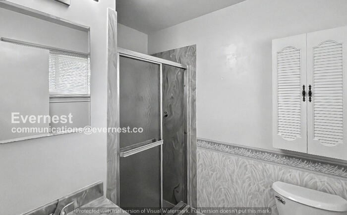 Building Photo - 331 Serena Dr