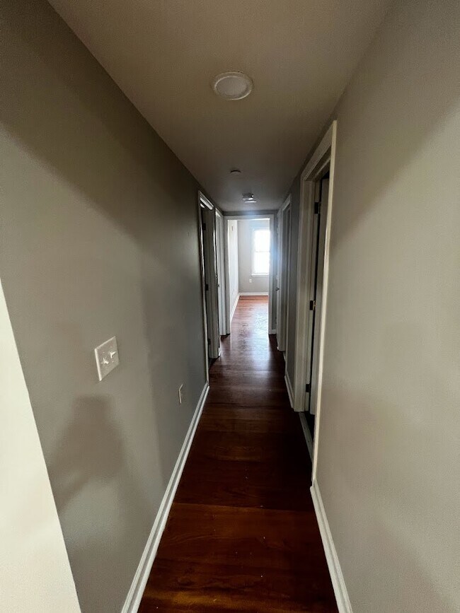 Building Photo - 1430 N Carlisle St