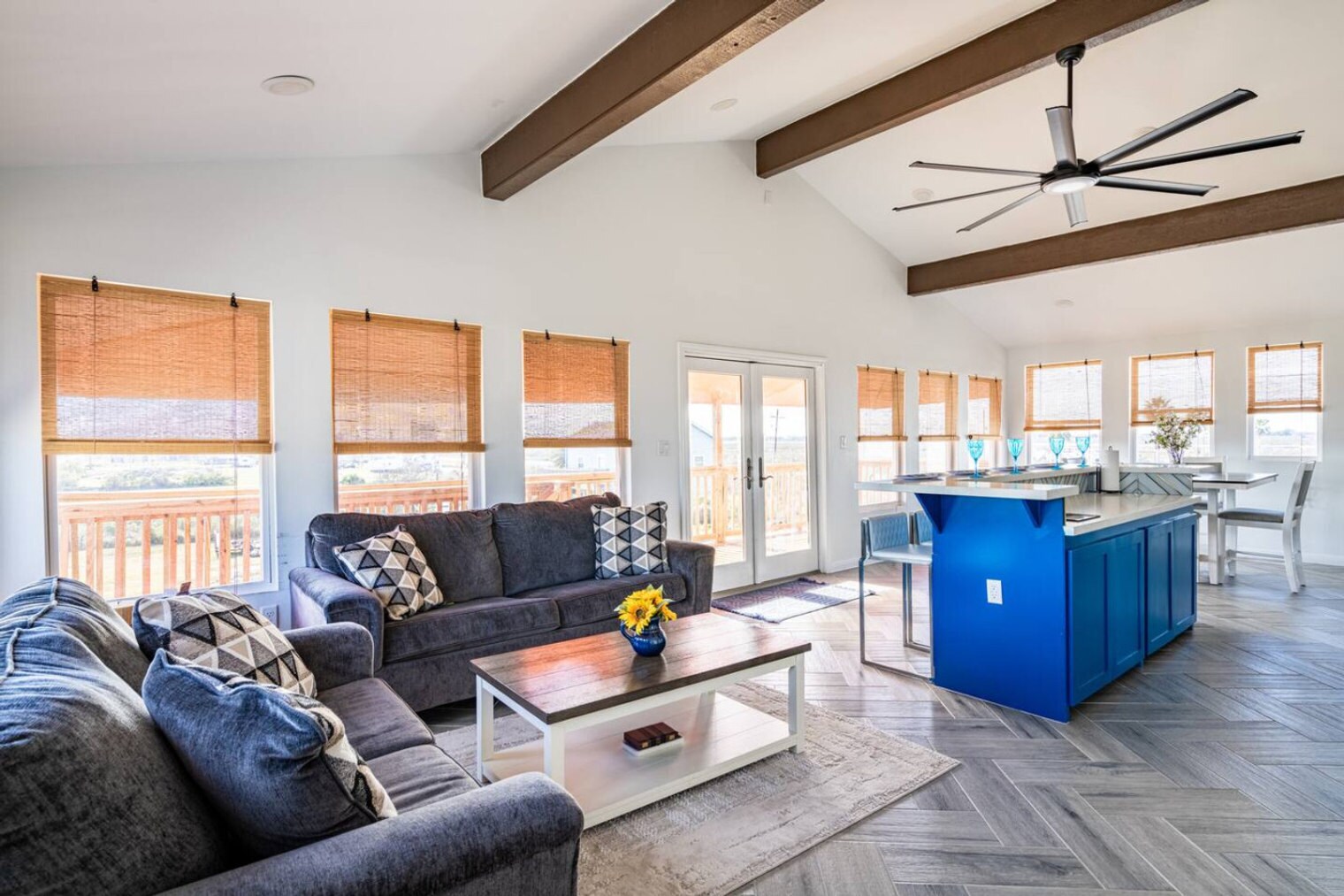 Building Photo - 920 17th St