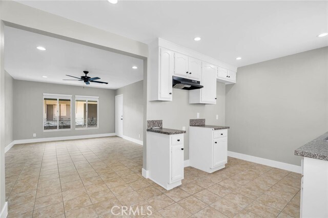 Building Photo - 5828 Whitsett Ave